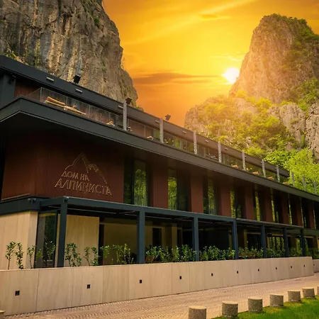 Hotel дом на алпиниста Vratsa
